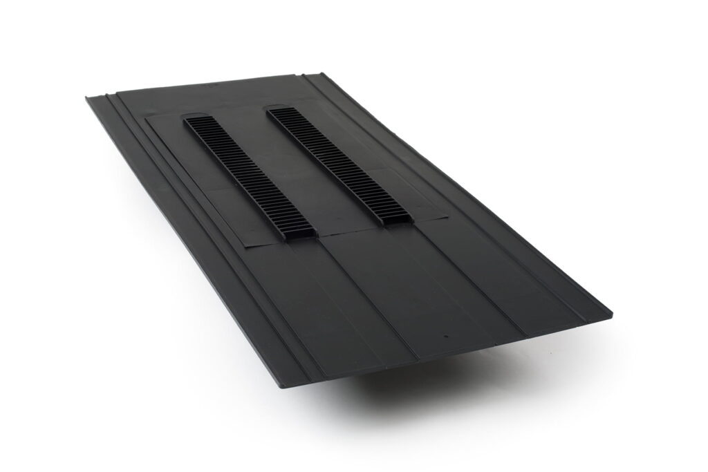 Stand alone photo of the Polypropylene Flush Fitting Slate Roof Vent