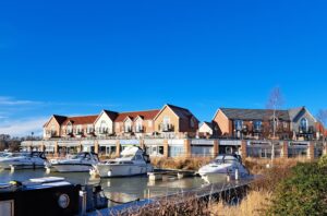 Luxury Waterside Living in Lincoln